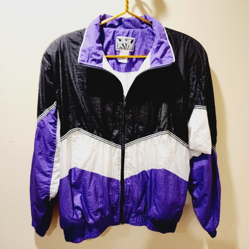 SUNTERRA Vintage 96' Purple and Black nylon zip up Jackter size M